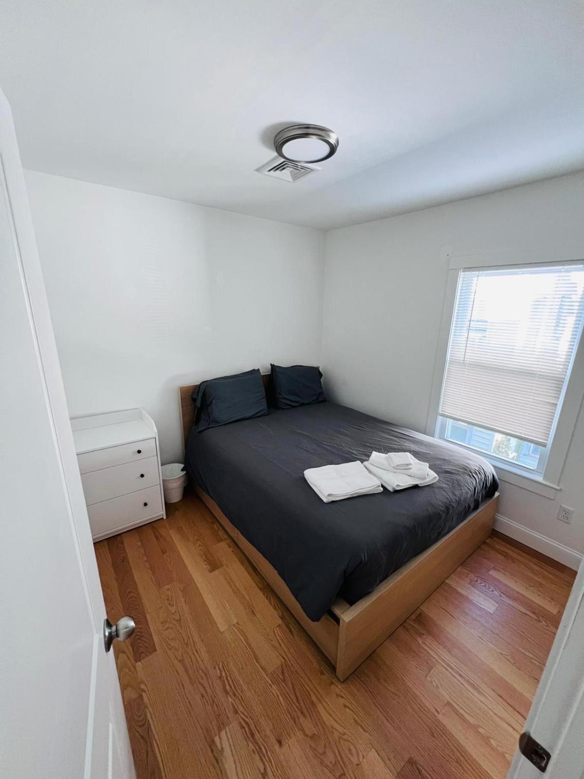 Renovated, 10 Min From The City Boston Exterior foto